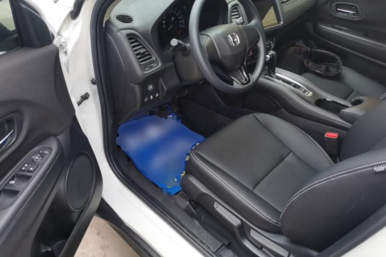 Used Honda Vezel 2020 1.5L CVT Elite Edition Left Front Seat