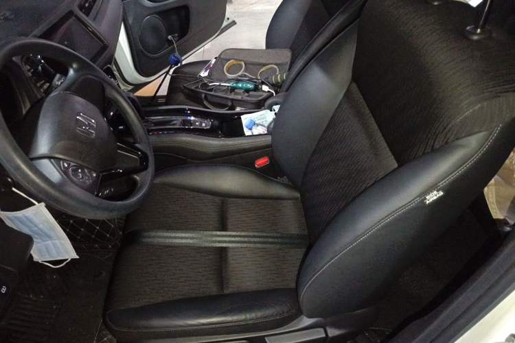 Used Honda Vezel 2020 1.5L CVT Pioneer Edition Left Front Seat