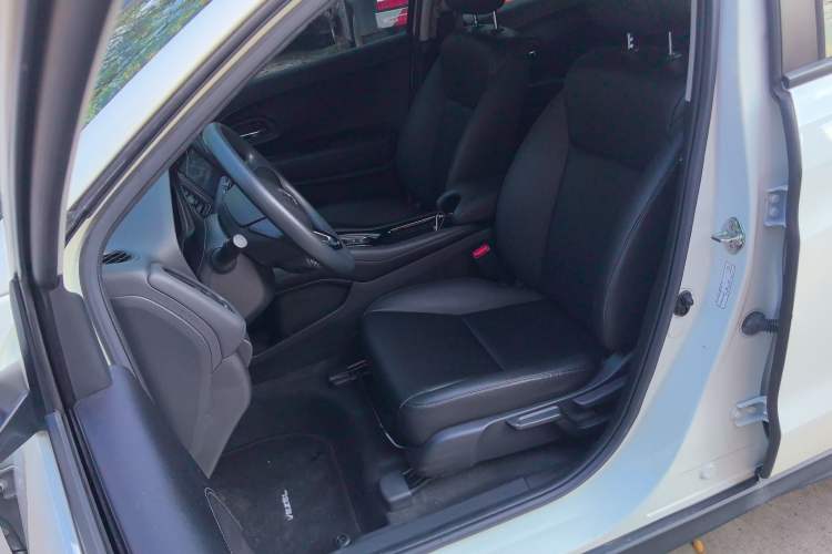 Used Honda Vezel 2020 1.5L CVT Pioneer Edition Left Front Seat