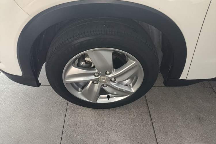 Used Honda Vezel 2020 1.5L CVT Elite Edition Left Front Wheel Hub