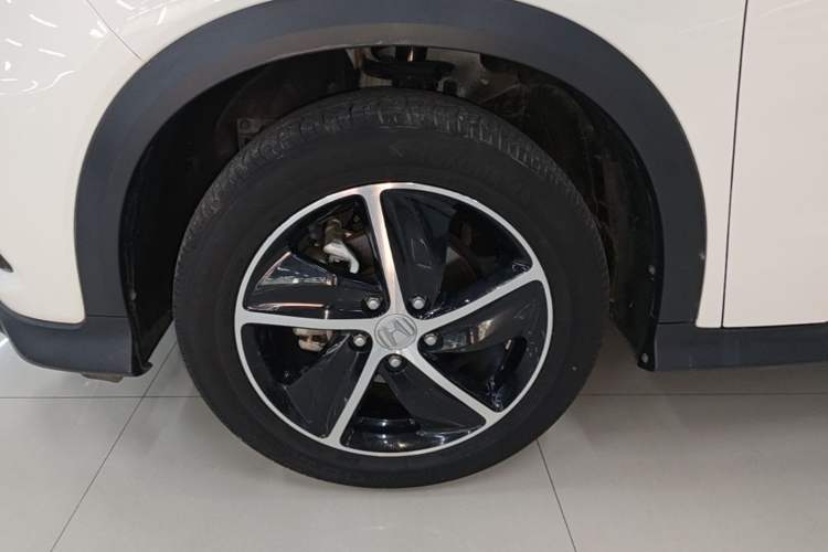 Used Honda Vezel 2020 1.5L CVT Pioneer Edition Left Front Wheel Hub