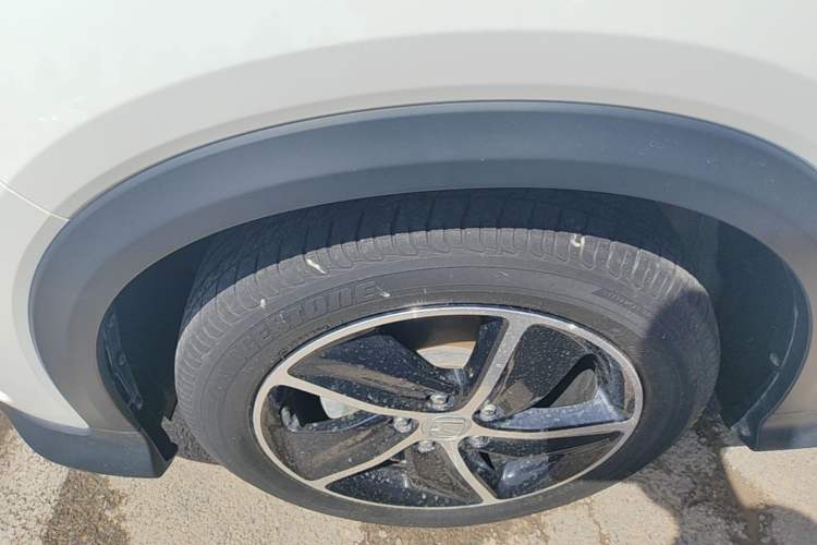 Used Honda Vezel 2020 1.5L CVT Luxury Edition Left Front Wheel Hub