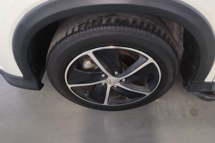 Used Honda Vezel 2020 1.5L CVT Luxury Edition Left Front Wheel Hub