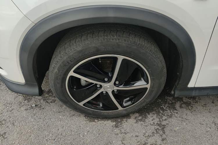 Used Honda Vezel 2020 1.5L CVT Pioneer Edition Left Front Wheel Hub