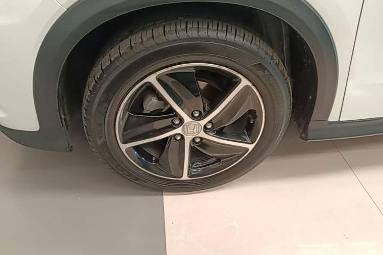 Used Honda Vezel 2020 1.5L CVT Pioneer Edition Left Front Wheel Hub