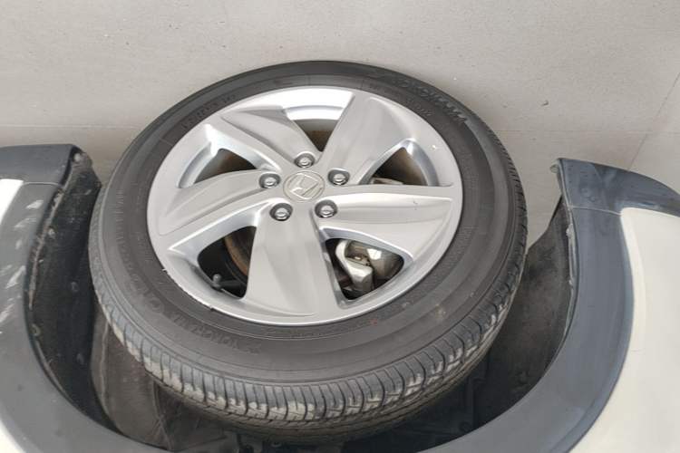 Used Honda Vezel 2020 1.5L CVT Elite Edition Left Front Wheel Hub