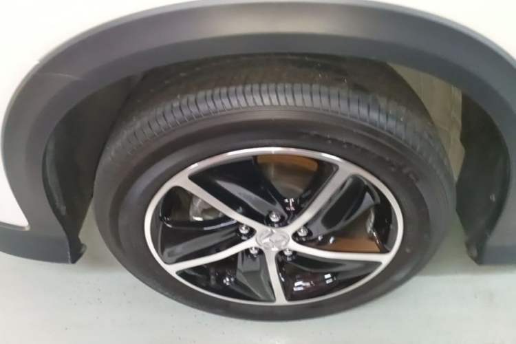Used Honda Vezel 2020 1.5L CVT Pioneer Edition Left Front Wheel Hub