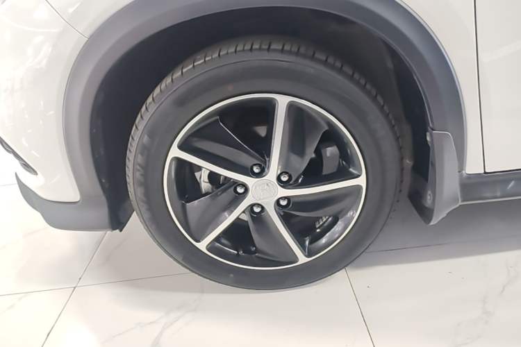 Used Honda Vezel 2020 1.5L CVT Pioneer Edition Left Front Wheel Hub
