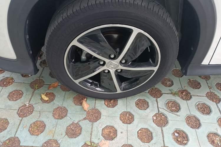 Used Honda Vezel 2020 1.5L CVT Luxury Edition Left Front Wheel Hub