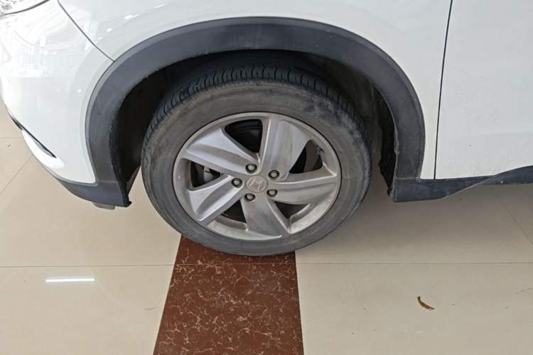 Used Honda Vezel 2020 1.5L CVT Elite Edition Left Front Wheel Hub