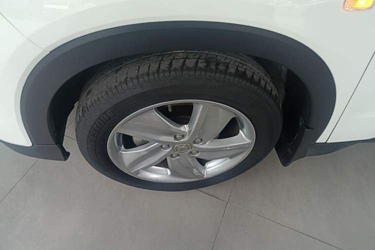Used Honda Vezel 2020 1.5L CVT Elite Edition Left Front Wheel Hub