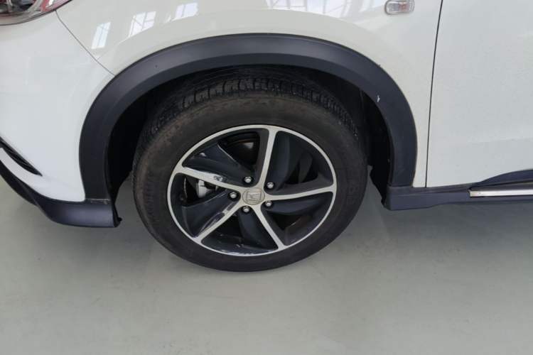 Used Honda Vezel 2020 1.5L CVT Pioneer Edition Left Front Wheel Hub