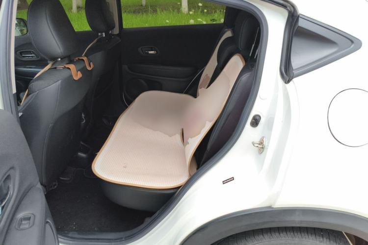 Used Honda Vezel 2020 1.5L CVT Pioneer Edition Left Rear Seat