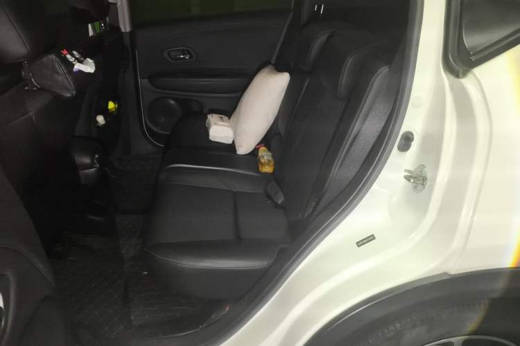 Used Honda Vezel 2020 1.5L CVT Luxury Edition Left Rear Seat