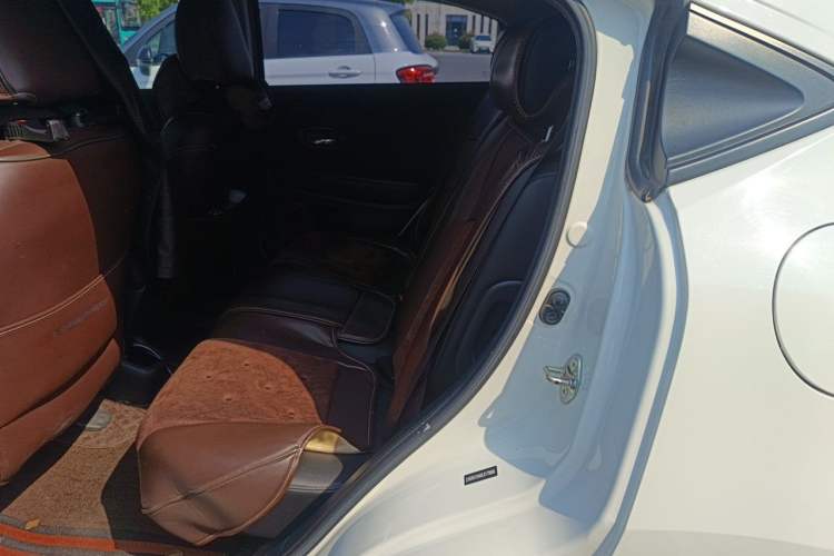 Used Honda Vezel 2020 1.5L CVT Pioneer Edition Left Rear Seat
