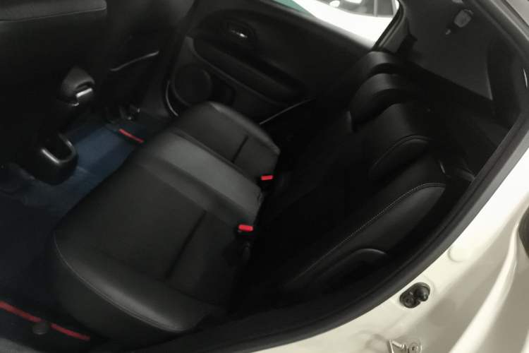 Used Honda Vezel 2020 1.5L CVT Pioneer Edition Left Rear Seat