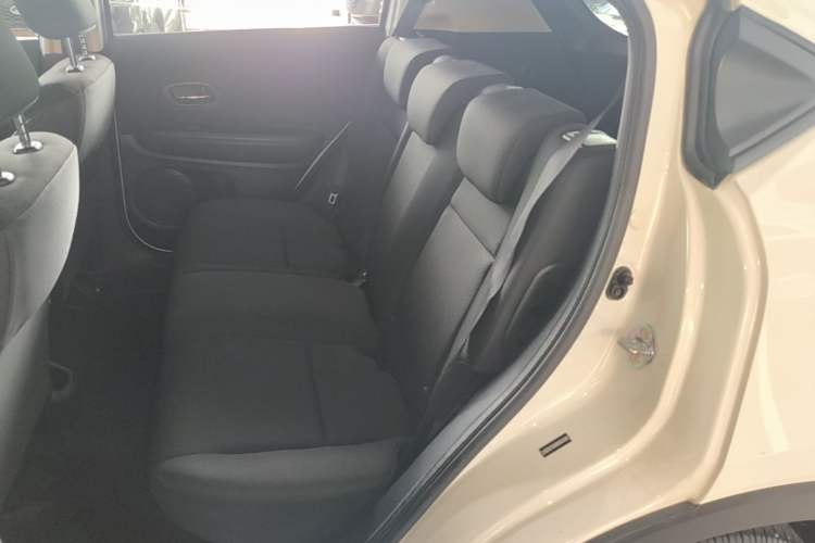 Used Honda Vezel 2020 1.5L CVT Elite Edition Left Rear Seat