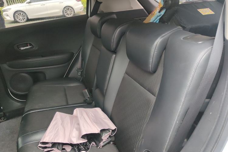 Used Honda Vezel 2020 1.5L CVT Pioneer Edition Left Rear Seat
