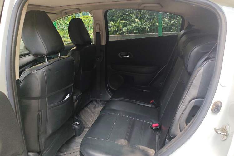 Used Honda Vezel 2020 1.5L CVT Elite Edition Left Rear Seat