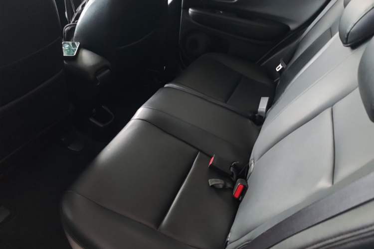 Used Honda Vezel 2020 1.5L CVT Elite Edition Left Rear Seat
