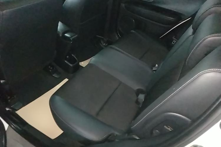 Used Honda Vezel 2020 1.5L CVT Pioneer Edition Left Rear Seat