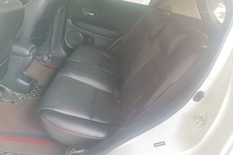 Used Honda Vezel 2020 220 TURBO CVT Elite Edition Left Rear Seat
