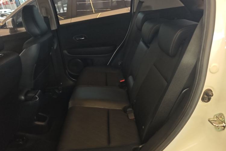 Used Honda Vezel 2020 1.5L CVT Pioneer Edition Left Rear Seat