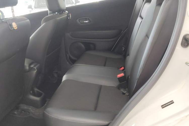 Used Honda Vezel 2020 1.5L CVT Pioneer Edition Left Rear Seat