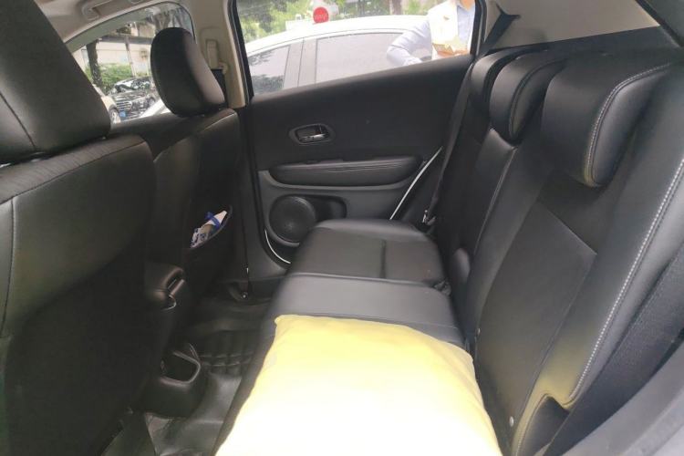 Used Honda Vezel 2020 1.5L CVT Pioneer Edition Left Rear Seat