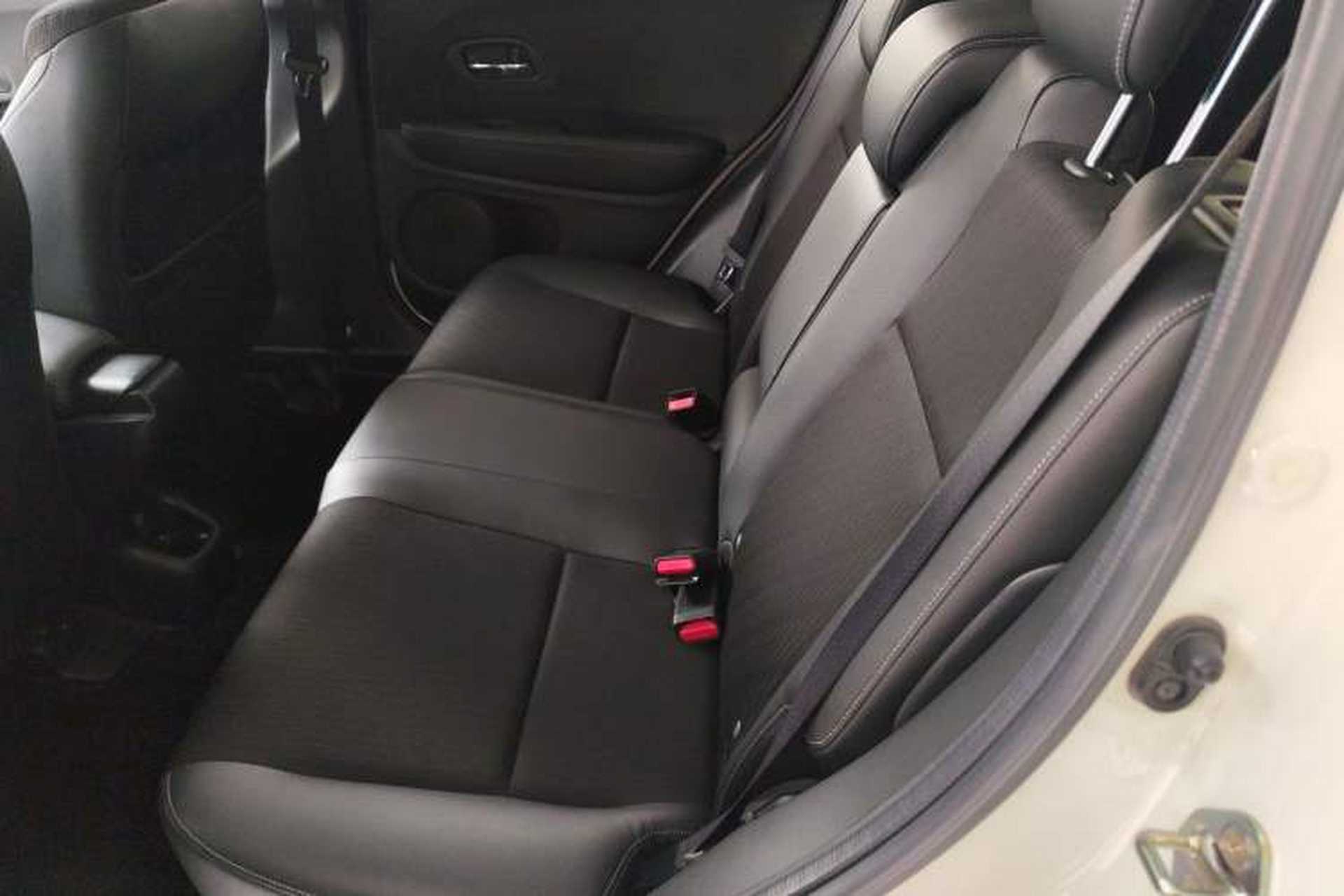 Used Honda Vezel 2020 1.5L CVT Pioneer Edition Left Rear Seat