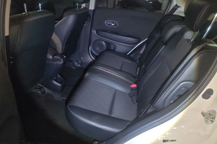 Used Honda Vezel 2020 1.5L CVT Pioneer Edition Left Rear Seat