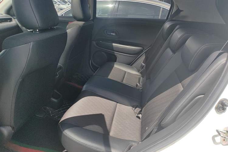 Used Honda Vezel 2020 1.5L CVT Luxury Edition Left Rear Seat