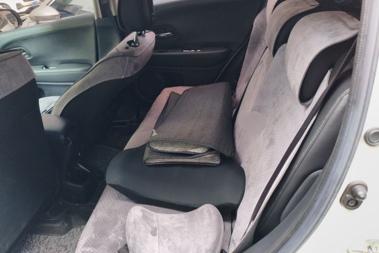 Used Honda Vezel 2020 1.5L CVT Pioneer Edition Left Rear Seat