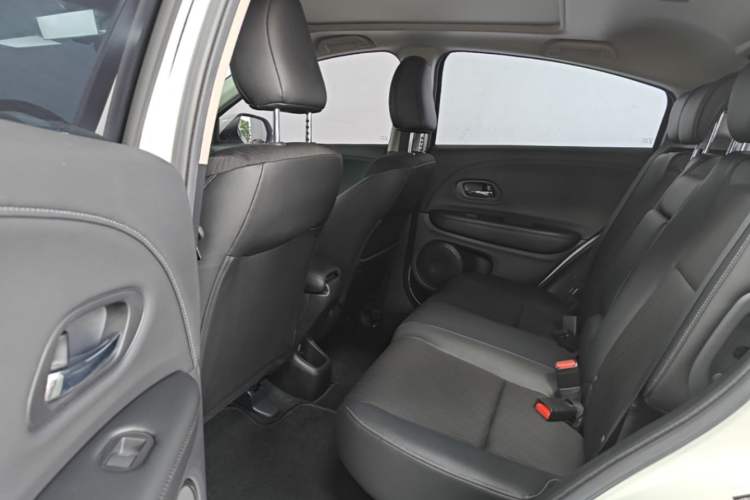 Used Honda Vezel 2020 1.5L CVT Luxury Edition Left Rear Seat