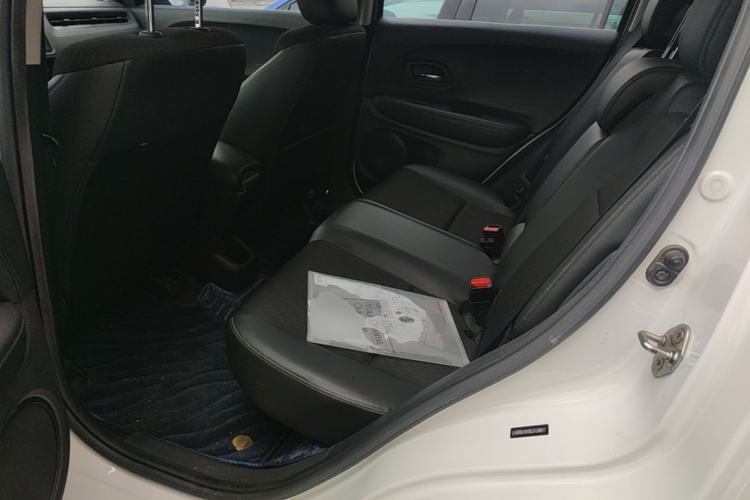 Used Honda Vezel 2020 1.5L CVT Pioneer Edition Left Rear Seat