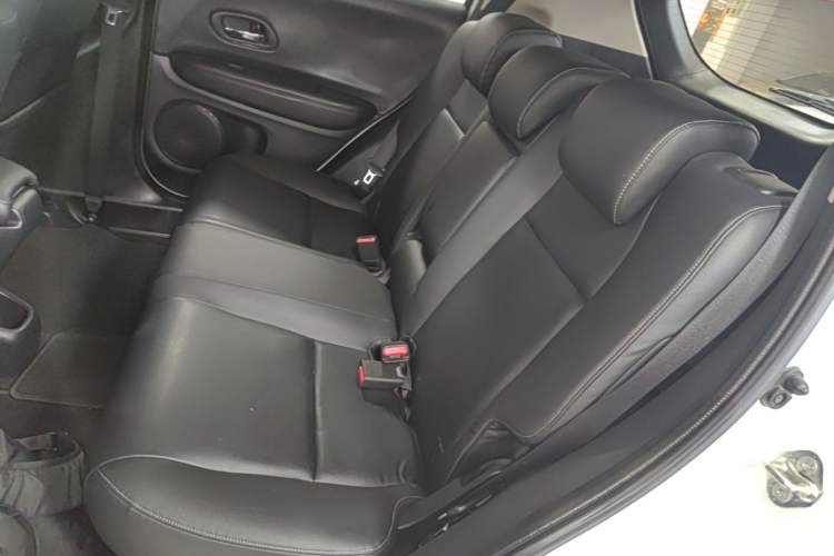 Used Honda Vezel 2020 220 TURBO CVT Elite Edition Left Rear Seat