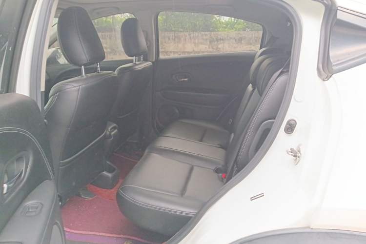 Used Honda Vezel 2020 1.5L CVT Pioneer Edition Left Rear Seat