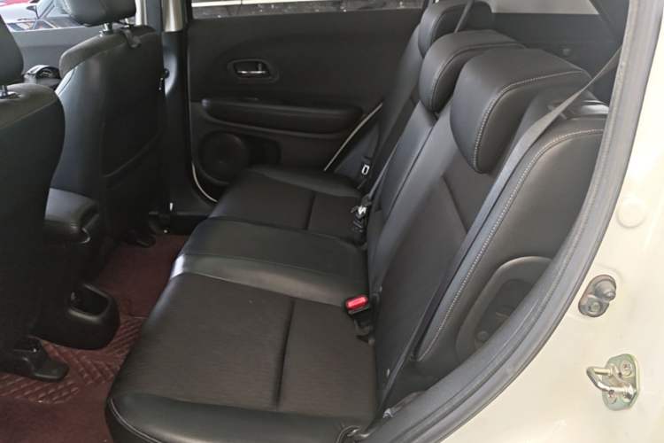 Used Honda Vezel 2020 1.5L CVT Pioneer Edition Left Rear Seat