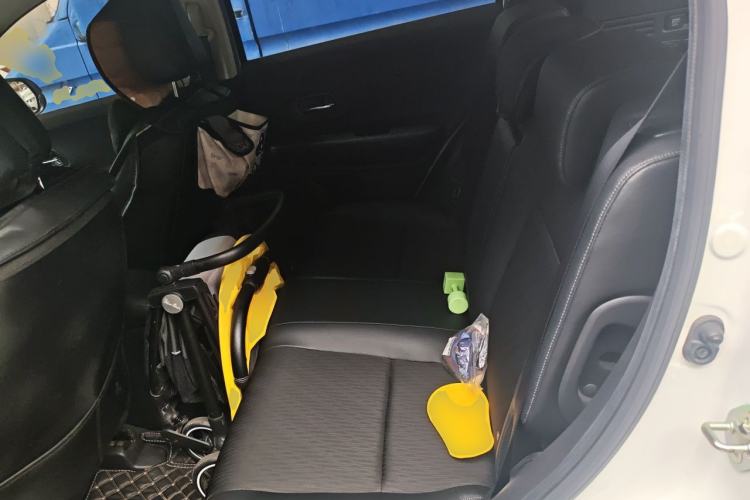 Used Honda Vezel 2020 1.5L CVT Pioneer Edition Left Rear Seat