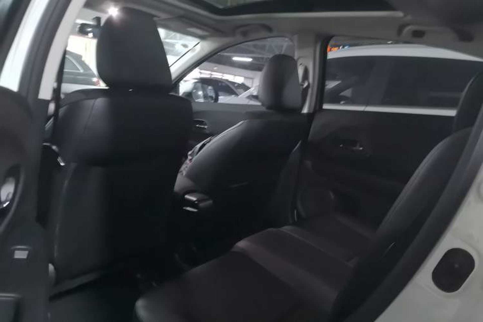 Used Honda Vezel 2020 1.5L CVT Pioneer Edition Left Rear Seat