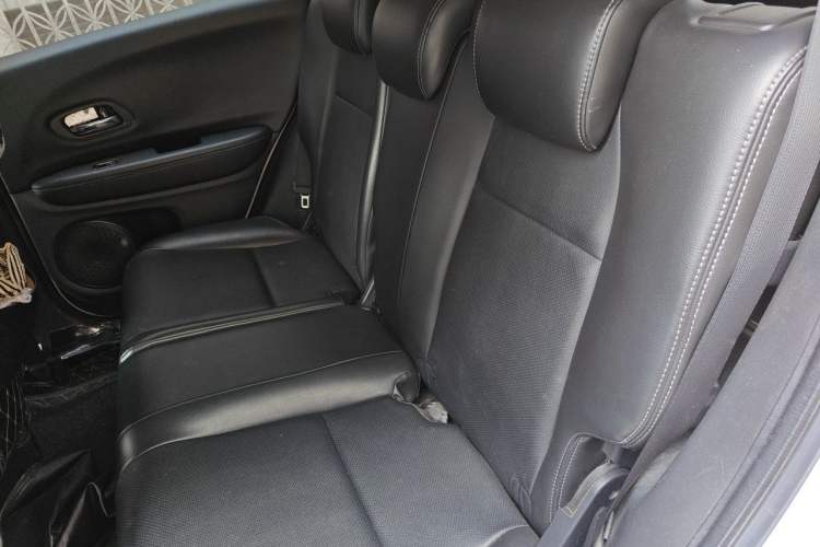 Used Honda Vezel 2020 1.5L CVT Elite Edition Left Rear Seat