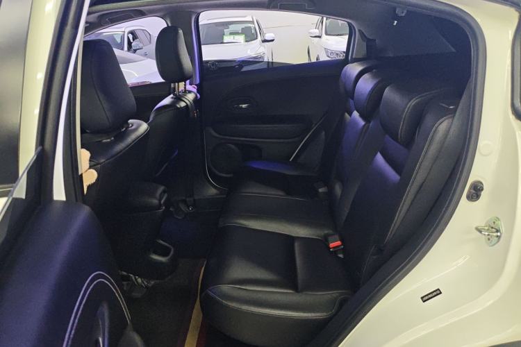 Used Honda Vezel 2020 1.5L CVT Pioneer Edition Left Rear Seat