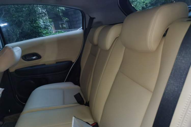 Used Honda Vezel 2020 1.5L CVT Elite Edition Left Rear Seat