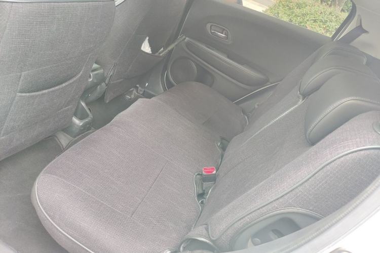 Used Honda Vezel 2020 1.5L CVT Pioneer Edition Left Rear Seat