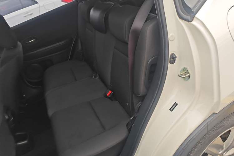 Used Honda Vezel 2020 1.5L CVT Elite Edition Left Rear Seat