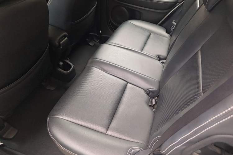 Used Honda Vezel 2020 1.5L CVT Elite Edition Left Rear Seat
