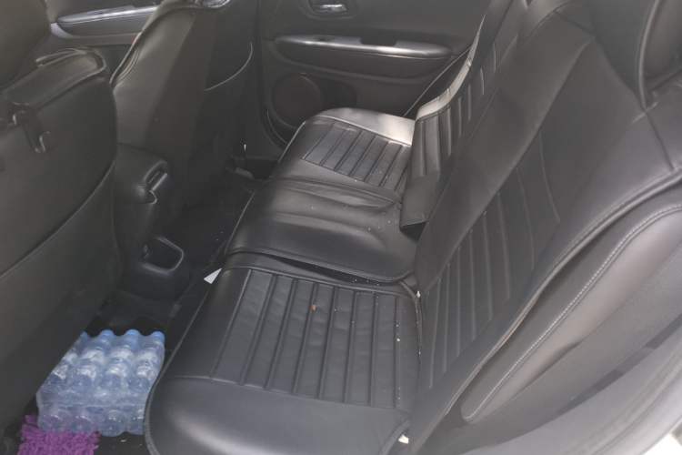 Used Honda Vezel 2020 1.5L CVT Pioneer Edition Left Rear Seat