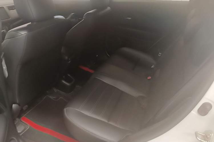 Used Honda Vezel 2020 1.5L CVT Pioneer Edition Left Rear Seat