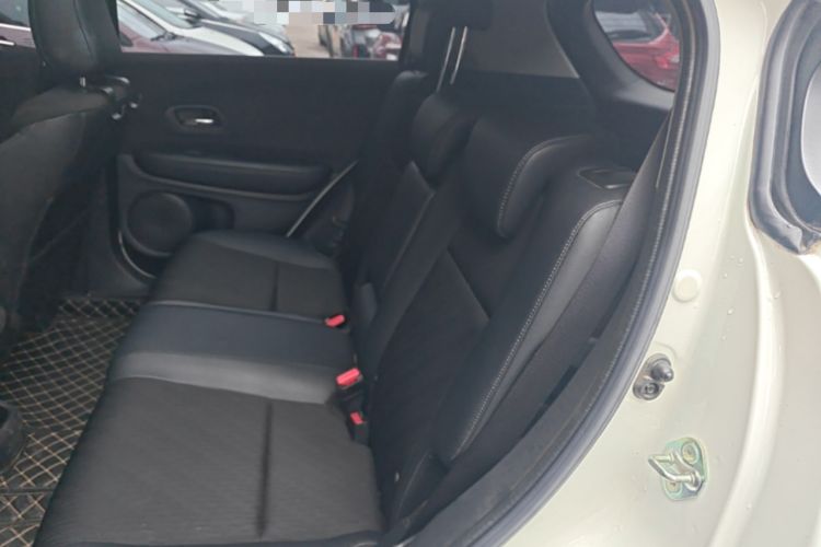 Used Honda Vezel 2020 1.5L CVT Pioneer Edition Left Rear Seat