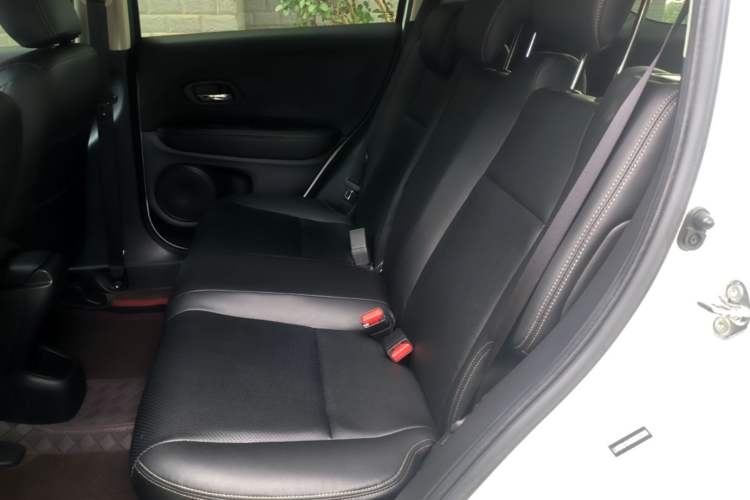 Used Honda Vezel 2020 1.5L CVT Elite Edition Left Rear Seat